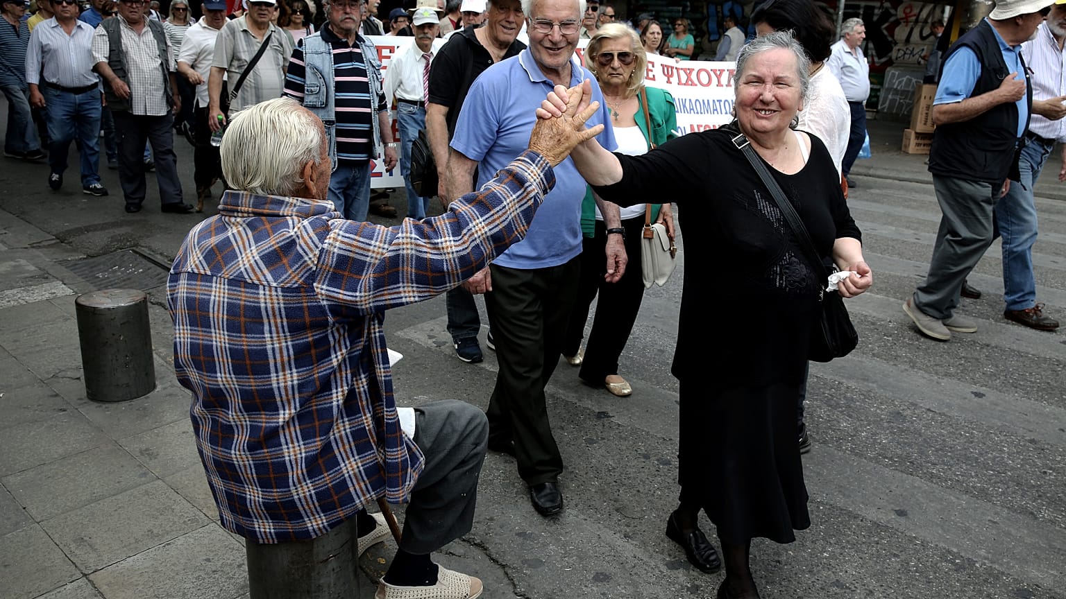 Στη Βουλή η διάταξη για τη μη κατάργηση των συντάξεων