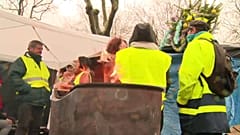 Gelbwesten-Protest führt zu Benzin-Knappheit