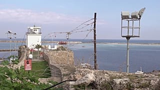 Kıbrıs'taki İngiliz üssüne sığınan mülteciler 20 yıl sonra İngiltere'ye kabul edildi
