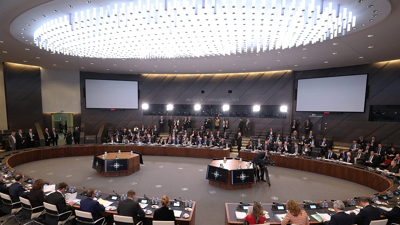 The Brief from Brussels : l’Otan affiche sa fermeté 