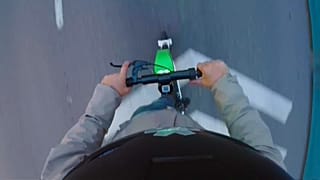 Madrid prohíbe operar a tres empresas de patinetes