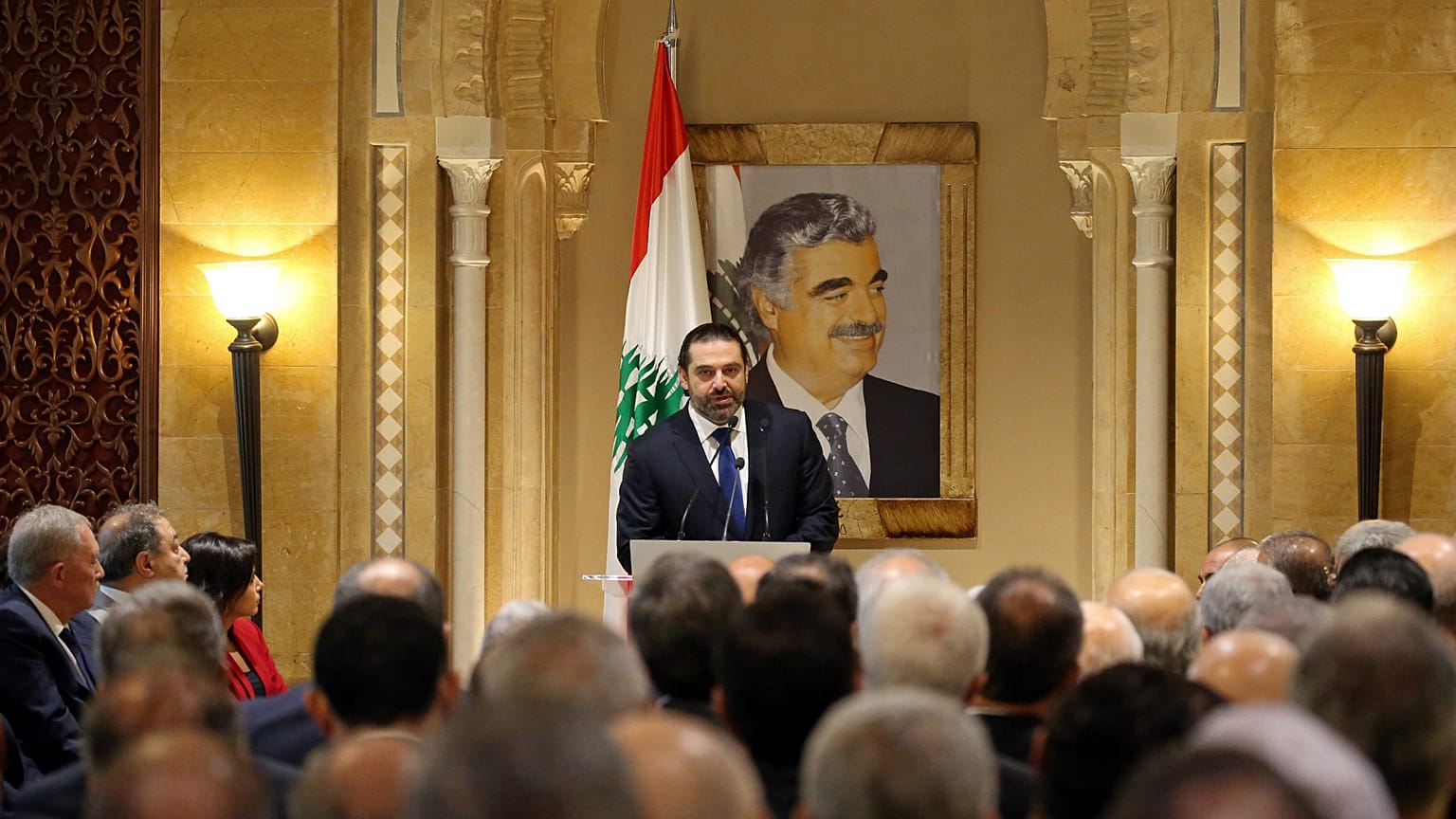 الحريري يقول إن لبنان غير معني بالتصعيد.. و"درع الشمال" تحت عدسة حزب الله في الجنوب