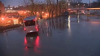 Terjednek az elektromos buszok