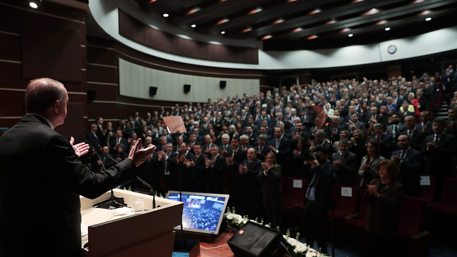 Erdoğan yerel seçimler için 14 adayı daha açıkladı