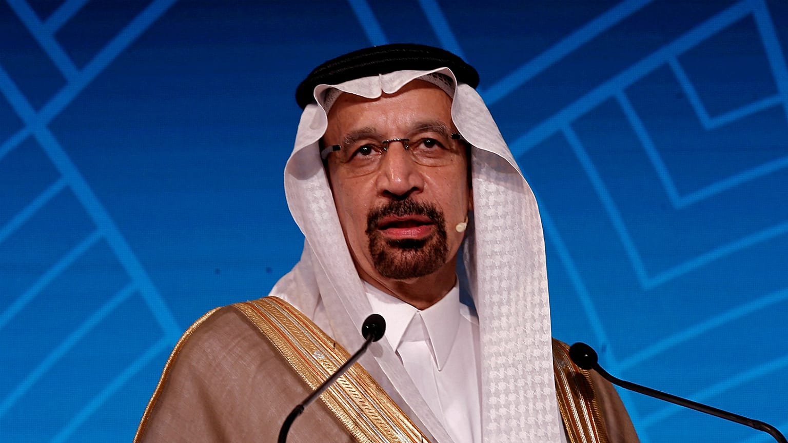احتمال خفض انتاج أوبك يساهم في تهاوي أسعار النفط 