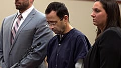 Médico Larry Nassar no julgamento