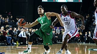 THY Avrupa Ligi'nde Darüşşafaka ile Anadolu Efes karşılaştı
