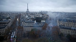 Sarı Yelekliler yeniden meydanlara çıkıyor, 'turistik Paris' cumartesi kapalı olacak