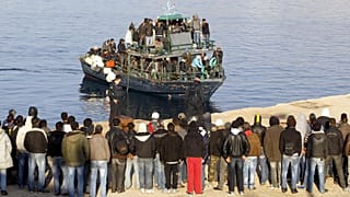 Almanya ve Fransa bastırıyor: Mülteci almak istemeyen üye para ödeyecek