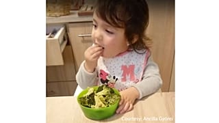 Külföldön is imádják a magyar kislányt, aki jobban szereti a brokkolit, mint a csokoládét