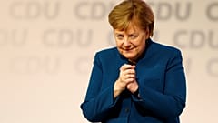 10 Minuten stehende Ovationen bei Merkels Abschied