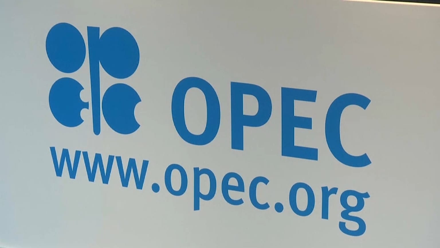 Trump’ın baskısı sonuç vermedi: OPEC petrol üretiminin düşürülmesinde anlaştı