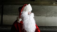 Hungarian hospital staff give new mothers one extra festive gift