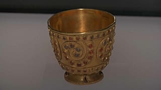 Georgia exhibits millennia-old golden goblet