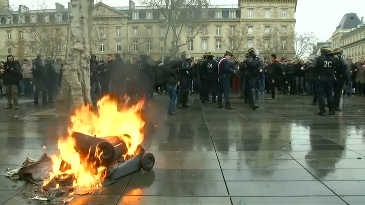 High school students in France take to Paris streets in support of 'yellow vest' movement