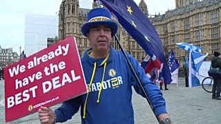 O senhor "Stoooppp Brexit!"