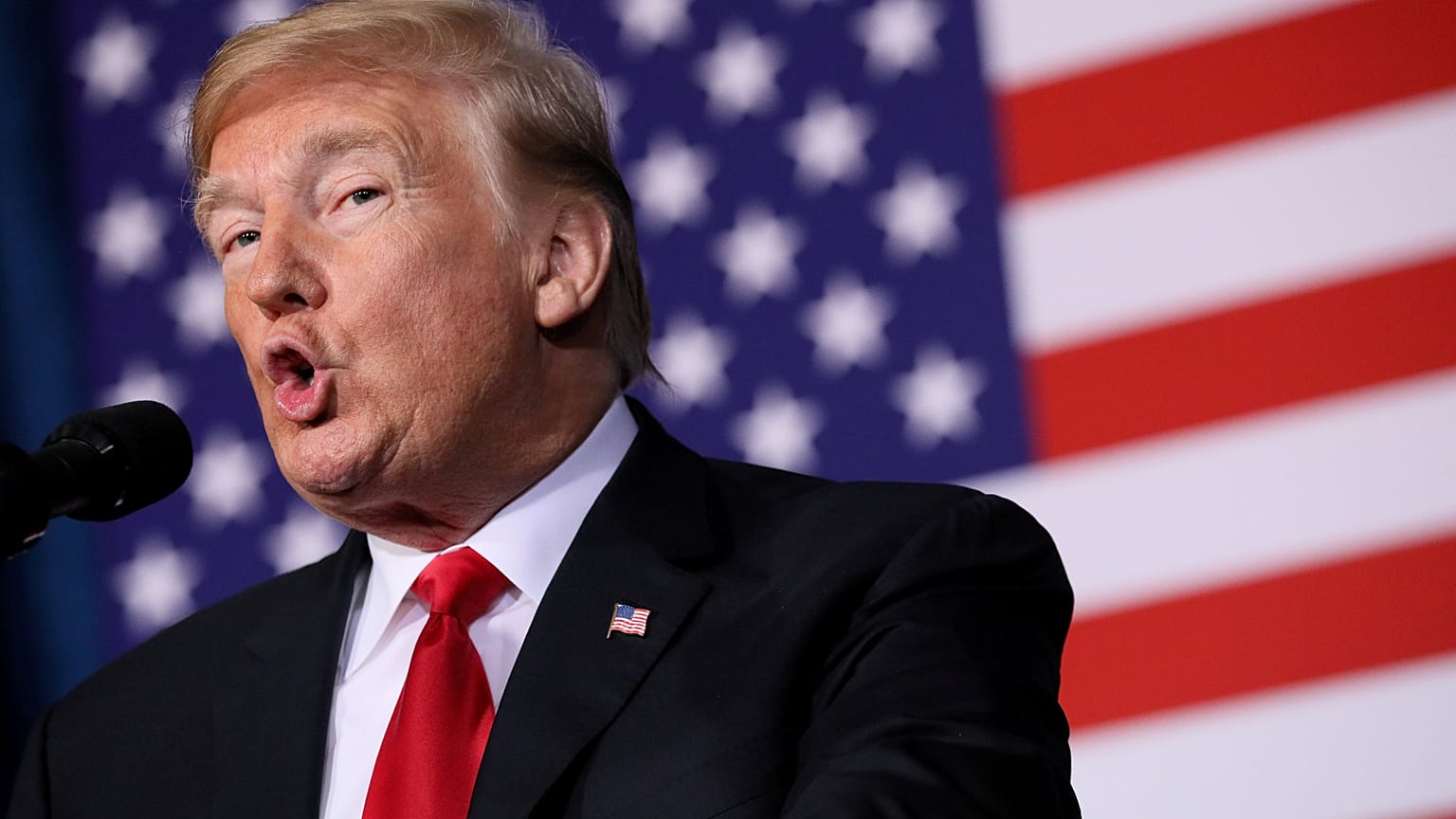 Trump: Fransızlar 'Trump'ı isteriz' diye bağırıyor onları seviyorum