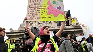 Climate marches across France take place at the same time as gilets jaunes protests
