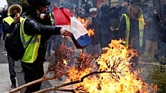 "Жёлтые жилеты": революция не состоялась?