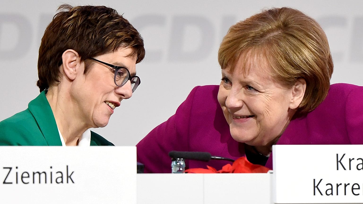 Experts: "Kramp-Karrenbauer's election should reassure Europe"