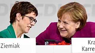 Annegret Kramp-Karrenbauer et Angela Merkel