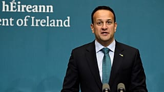 Leo Varadkar defende acordo entre Londres e Bruxelas