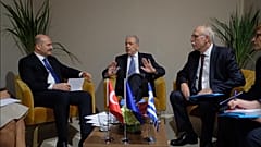 Μεταναστευτικό: Συνάντηση Βίτσα-Σόιλου υπό την αιγίδα Αβραμόπουλου