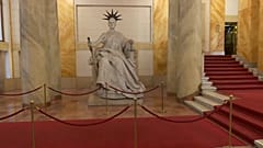 Justitiát kézen foghatja a Fidesz – erről szavaz a parlament