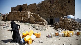 جهش ۳۱ تا ۴۴ درصدی خط فقر شهری و روستایی در ایران