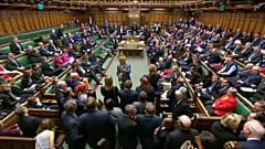 Avam Kamarası'nda Brexit tartışması: Kraliçenin asası yerinden alındı 