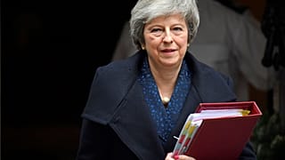 Brexit: Τι σημαίνει η πρόταση μομφής κατά της Μέι και τι μπορεί να συμβεί