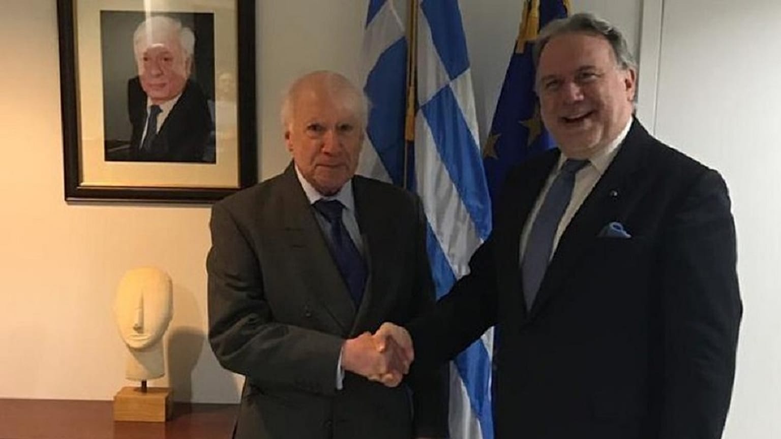 Συναντήσεις Κατρούγκαλου με Νίμιτς και Λουτ