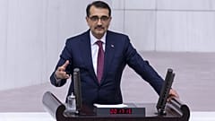 Ντονμέζ: "Θα ψάξουμε σπιθαμή σπιθαμή τη Μεσόγειο για φυσικό αέριο"