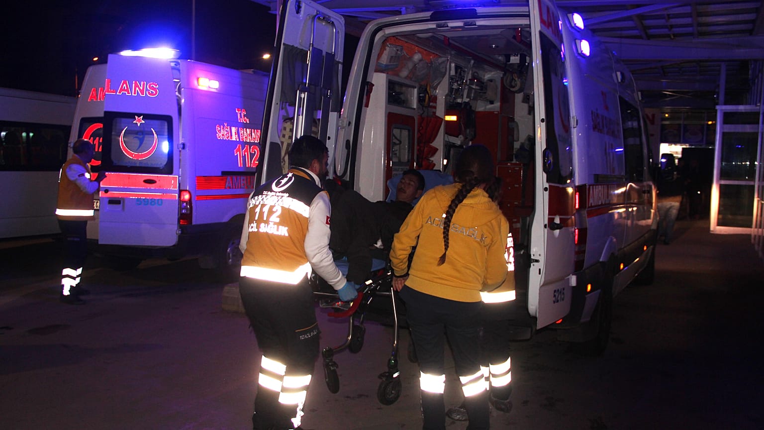Ameliyatta gözünü kaybeden hasta yeterince bilgilendirilmediği için yeniden yargılama yapılacak