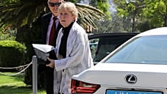 Κυπριακό: Φτάνει η Λουτ στην Κύπρο – Κρατάει κλειστά τα χαρτιά της