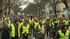 'Sarı Yelekliler', Paris'te 5. kez sokağa iniyor: Polis alarmda