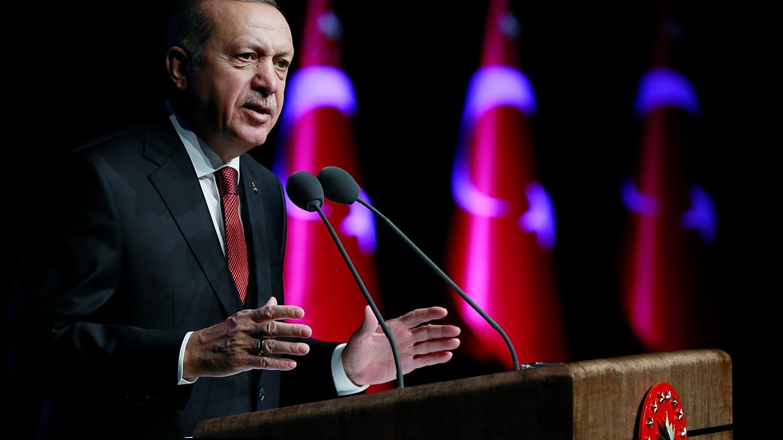 أرودغان يهدد مجدداً بدخول منبج السورية ما لم تخرج أمريكا المسلحين الأكراد