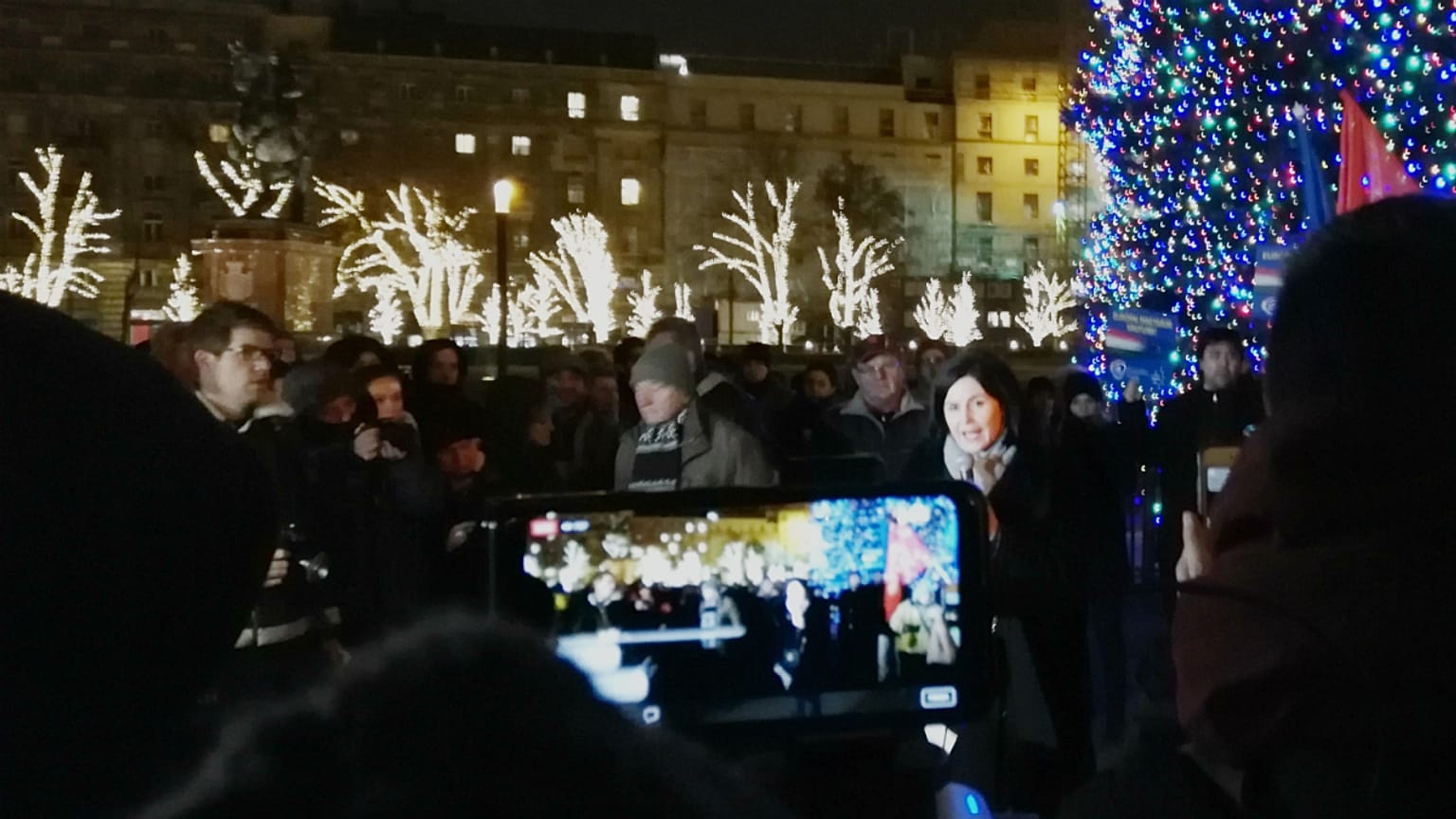 Összefogott az ellenzék a tüntetéshullám harmadik napjára