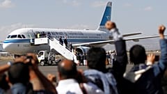 وفد الحوثيين في محادثات اليمن بالسويد يعود إلى صنعاء