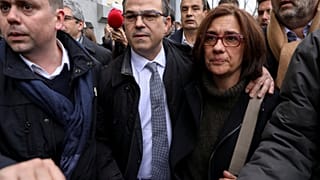 Jordi Turull, junto a su esposa Blanca Bragulat, salen del Tribunal Supremo