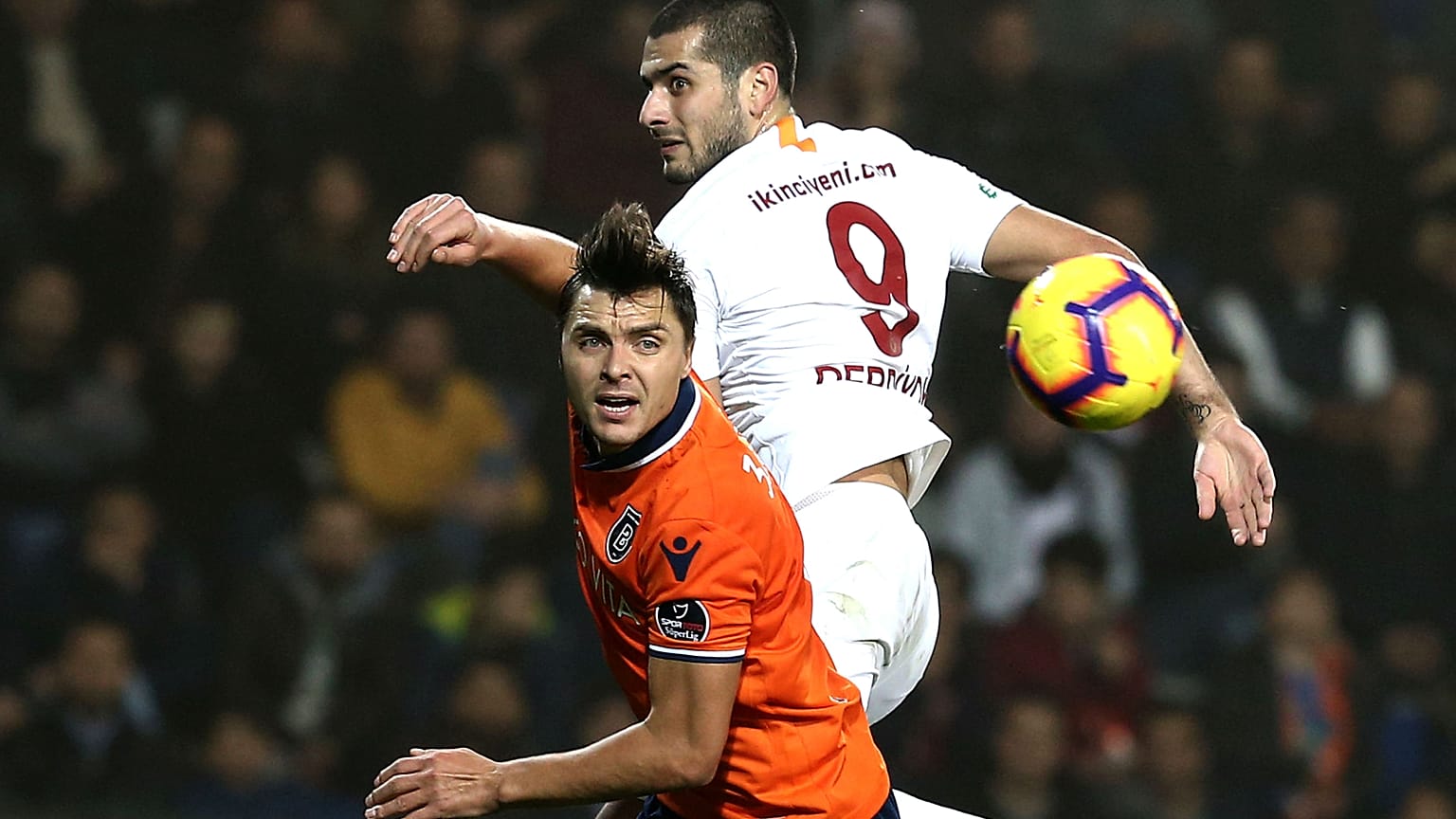 Lider Başakşehir Galatasaray ile puanları paylaştı: 1-1