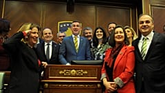 Kosova düzenli ordu kararının ardından Sırbistan'la müzakere için komisyon kurdu