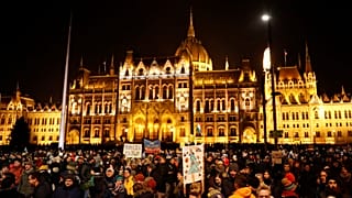 Crecen las protestas contra la "Ley de la esclavitud" húngara