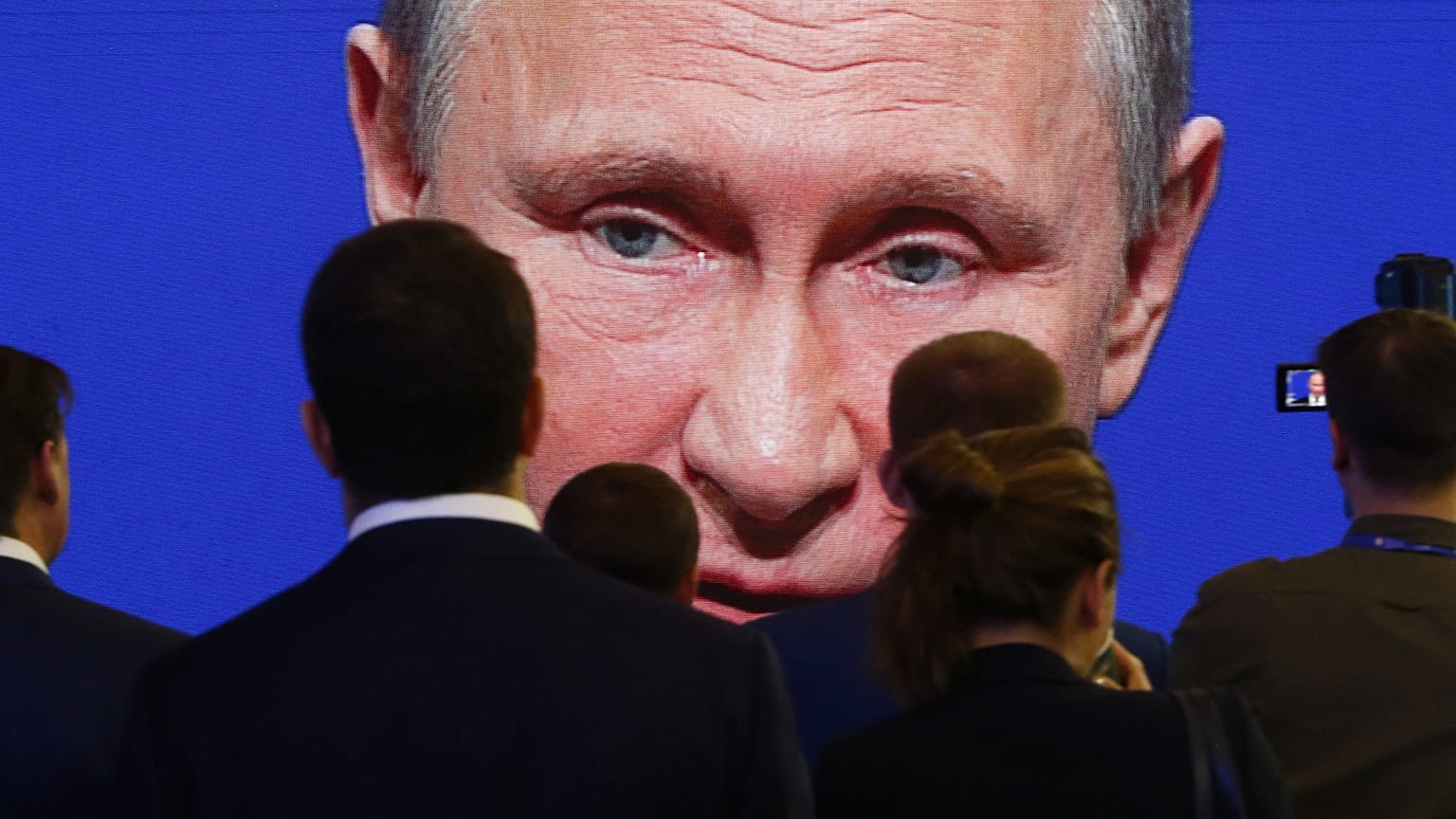 Путин о рэпе: "нужно возглавить и направлять"