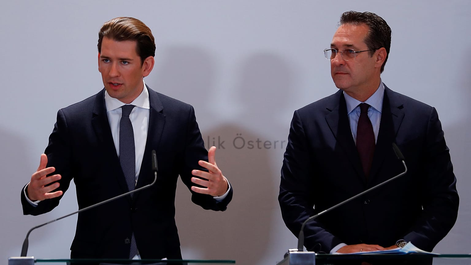 A Kurz-kormány egy éve