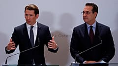 A Kurz-kormány egy éve