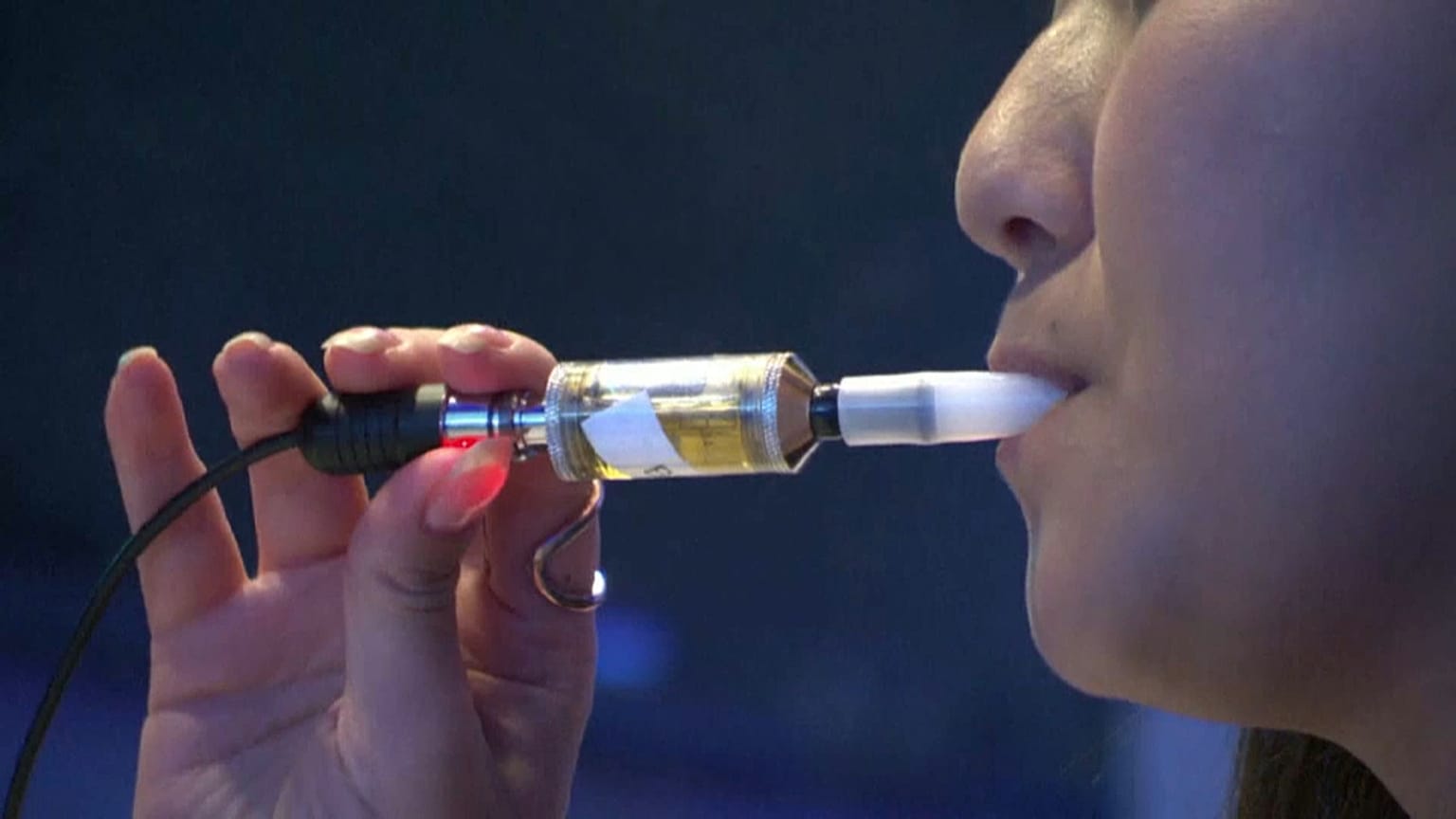 USA: liceali dipendenti dalle sigarette elettroniche