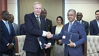 Sonangol e BP assinam acordos de investimento