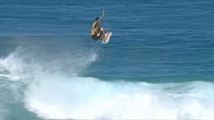 Medina au top du surf mondial à Hawaii