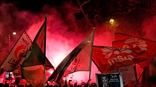Az ellenzéki pártok és a tüntetéssorozat